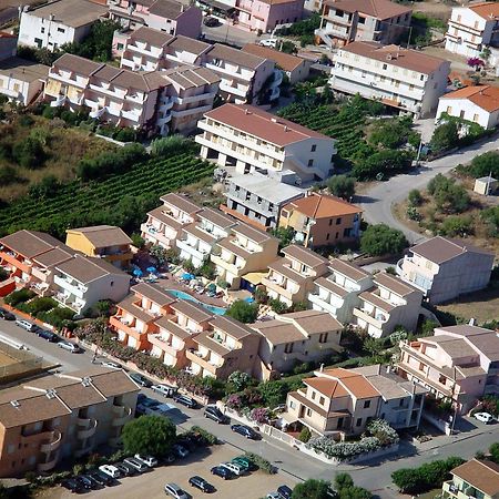 Borgo Del Tennis - Sa Ventana 2 Badesi Eksteriør billede