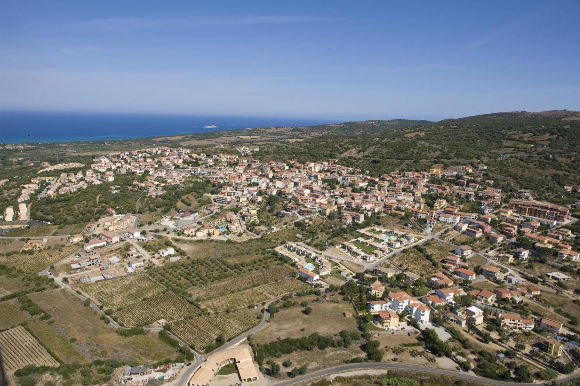 Borgo Del Tennis - Sa Ventana 2 Badesi Eksteriør billede